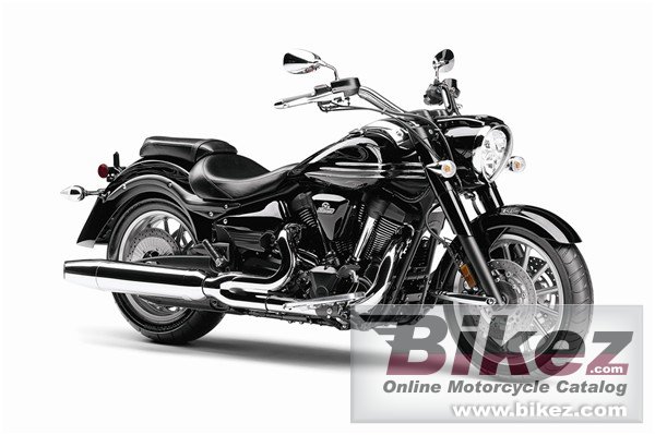 Big Yamaha roadliner midnight picture and wallpaper from Bikez.com